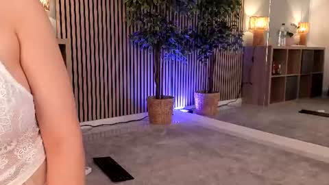 Chloe online show from 06.22.26