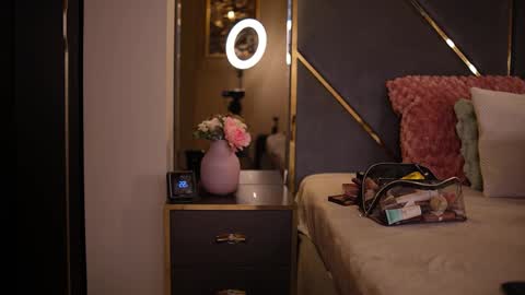 chloemin_ online show from 02.17.26