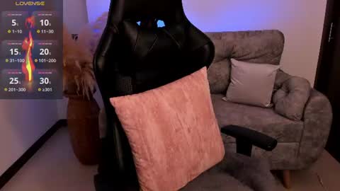 Laura online show from 07.06.26