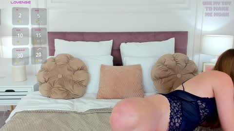 Snapshot of chloesug chatting on 01.19.25 Chloe online show from 01.19.25