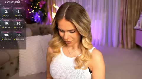 Chloe online show from 12.19.25