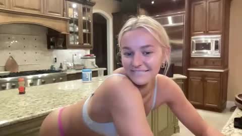 Chloe Babe online show from 02.05.26
