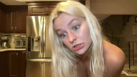 Chloe Babe online show from 05.16.26