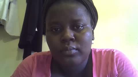 Snapshot of choclate_goddess chatting on 04.16.26 Paula online show from 04.16.26