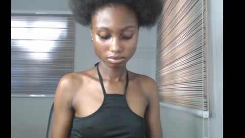 choco_petitqueen online show from 11.30.25