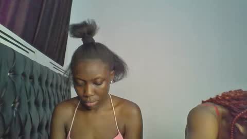 chocobear22 online show from 11.28.25