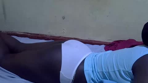 Snapshot of chocolate_baby3 chatting on 10.30.25 chocolate_baby3 online show from 10.30.25