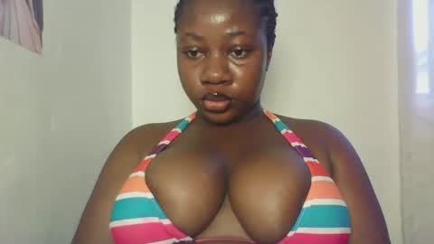 Snapshot of chocolateassgirl61 chatting on 02.08.26 chocolateassgirl61 online show from 02.08.26