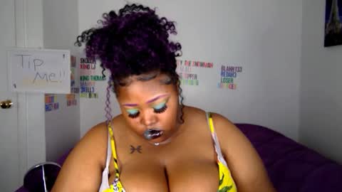 Snapshot of chocolatebunnyxx69 chatting on 01.08.25 Melina online show from 01.08.25