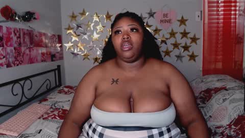 Snapshot of chocolatebunnyxx69 chatting on 09.19.25 Melina online show from 09.19.25