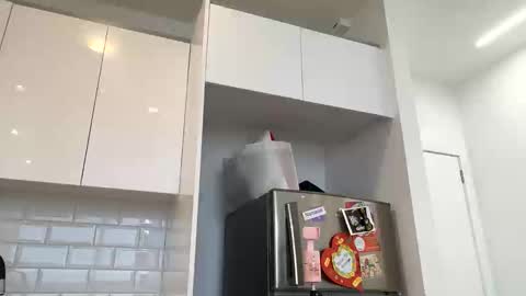 Snapshot of chocolatecakequeen chatting on 02.18.25 ChocolateCakeQueen online show from 02.18.25