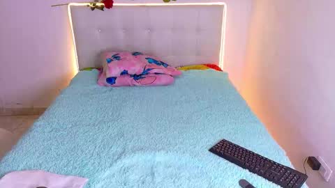 Snapshot of chocoo_dessert chatting on 11.20.25 online show from 11.20.25