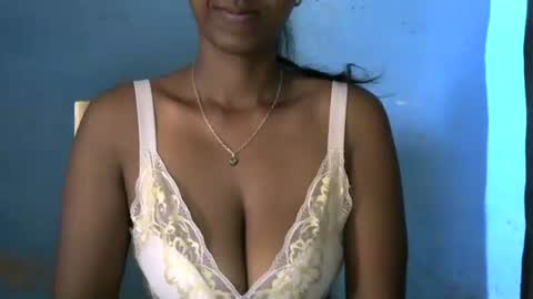 Snapshot of choe03 chatting on 10.13.25 choe03 online show from 10.13.25