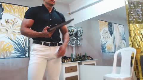 Snapshot of choreythaiylor chatting on 02.04.25 Chorey Thaylor online show from 02.04.25