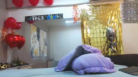 Snapshot of choreythaiylor chatting on 02.15.25 Chorey Thaylor online show from 02.15.25