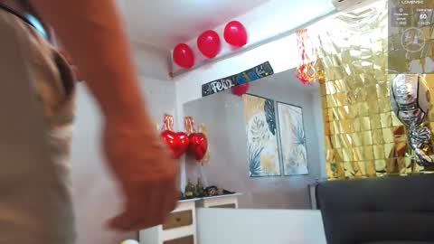 Snapshot of choreythaiylor chatting on 02.22.25 Chorey Thaylor online show from 02.22.25