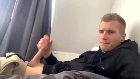 Johnny online show from 04.16.26