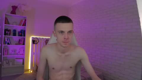   Chris Brown  online show from 02.21.25