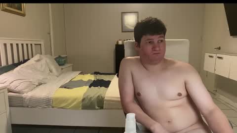 Snapshot of chris___evanss chatting on 11.06.25 Chris Evens online show from 11.06.25