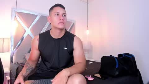 Snapshot of chris_diamonnd chatting on 02.23.26 Chris Diamond online show from 02.23.26