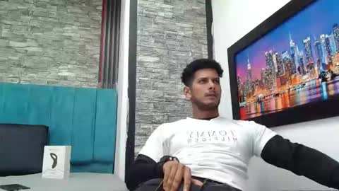 chris_dick2 online show from 01.11.26