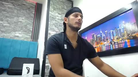 chris_dick2 online show from 03.22.26