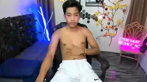 Snapshot of chris_hardfucker chatting on 12.17.25 chris_hardfucker online show from 12.17.25