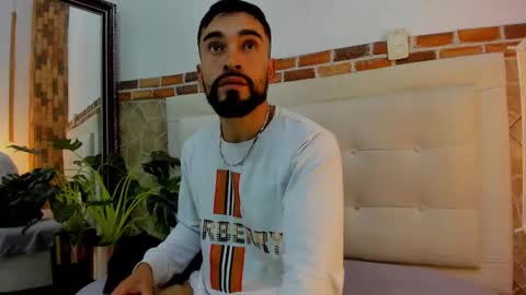 Snapshot of chris_kizz chatting on 01.12.25 chris_kizz online show from 01.12.25