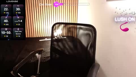 cris         Twitter magnum101010 insta magnumc20 online show from 09.14.25