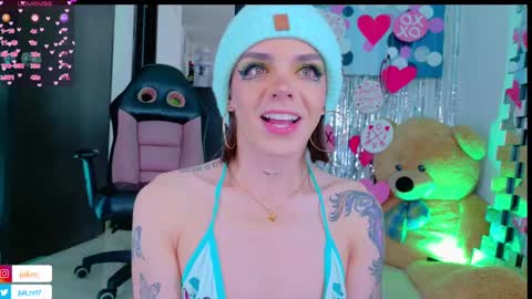 juli   Instagram july rv17 - Twitter juli rv17     online show from 02.19.25