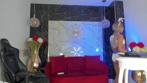 Chris online show from 02.08.25