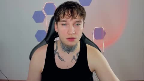 Snapshot of chris_tyson chatting on 12.04.24 Chris Tyson online show from 12.04.24