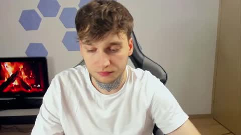 Snapshot of chris_tyson chatting on 01.27.25 Chris Tyson online show from 01.27.25