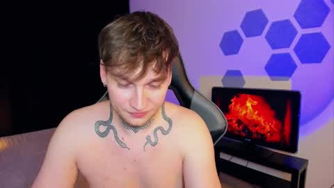 Snapshot of chris_tyson chatting on 02.07.25 Chris Tyson online show from 02.07.25