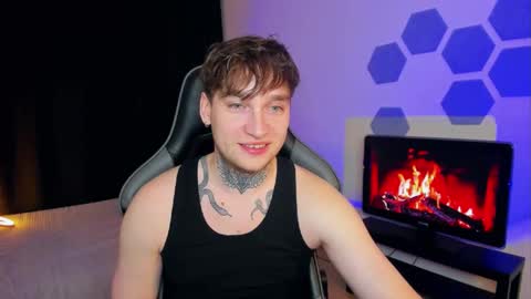 Snapshot of chris_tyson chatting on 02.08.25 Chris Tyson online show from 02.08.25