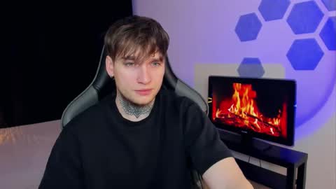 Snapshot of chris_tyson chatting on 02.11.25 Chris Tyson online show from 02.11.25