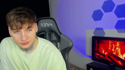 Snapshot of chris_tyson chatting on 02.22.25 Chris Tyson online show from 02.22.25