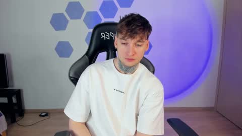 Snapshot of chris_tyson chatting on 02.26.25 Chris Tyson online show from 02.26.25