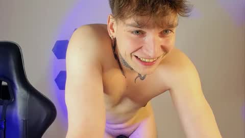 Snapshot of chris_tyson chatting on 03.04.25 Chris Tyson online show from 03.04.25