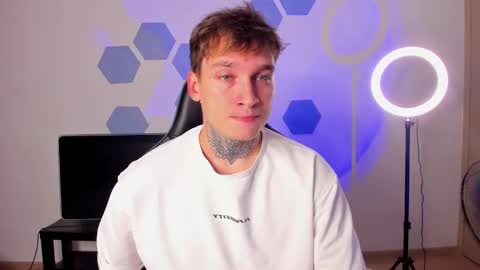 Snapshot of chris_tyson chatting on 09.11.25 Chris Tyson online show from 09.11.25