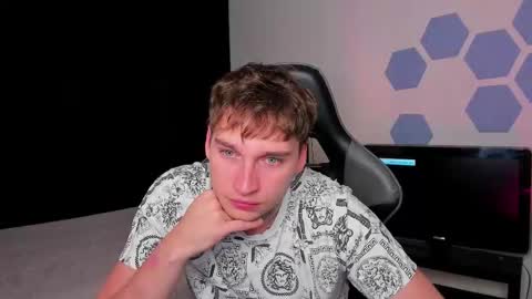 Snapshot of chris_tyson chatting on 09.14.25 Chris Tyson online show from 09.14.25