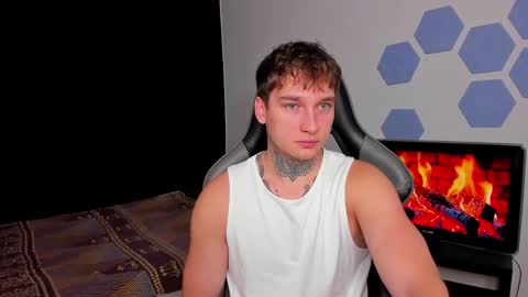 Snapshot of chris_tyson chatting on 09.20.25 Chris Tyson online show from 09.20.25