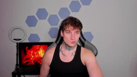 Snapshot of chris_tyson chatting on 10.24.25 Chris Tyson online show from 10.24.25