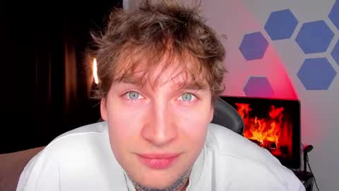 Snapshot of chris_tyson chatting on 11.24.25 Chris Tyson online show from 11.24.25