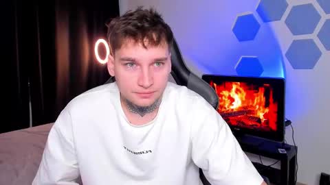 Snapshot of chris_tyson chatting on 12.05.25 Chris Tyson online show from 12.05.25