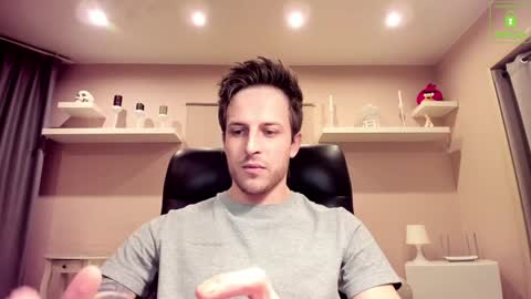 Snapshot of chriscarrey chatting on 12.12.24 Chris online show from 12.12.24