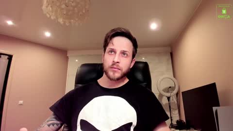 Snapshot of chriscarrey chatting on 03.17.26 Chris online show from 03.17.26