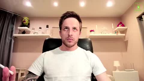 Chris online show from 06.12.26