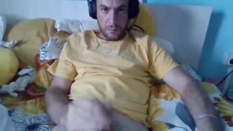 Snapshot of chrisfilip chatting on 09.19.25 Chris online show from 09.19.25