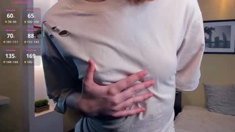 Snapshot of chrisme_please chatting on 10.09.25 Lizz online show from 10.09.25